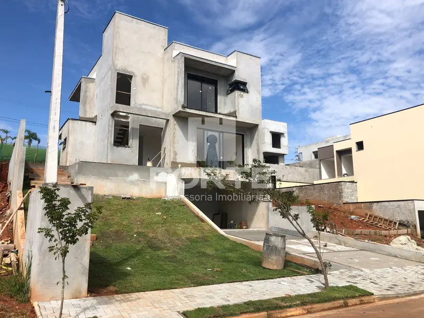 Foto 1 de Casa de Condomínio com 3 quartos à venda, 210m2 em Mogi Das Cruzes - SP