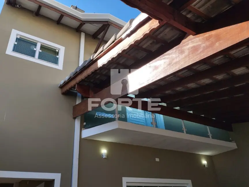 Foto 1 de Casa com 3 quartos à venda, 192m2 em Vila Caputera, Mogi Das Cruzes - SP