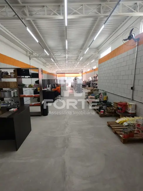 Foto 3 de Armazém / Galpão à venda e para alugar, 320m2 em Vila São Paulo, Mogi Das Cruzes - SP