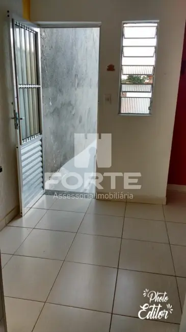Foto 4 de Casa com 3 quartos à venda, 150m2 em Vila Monteiro, Poa - SP