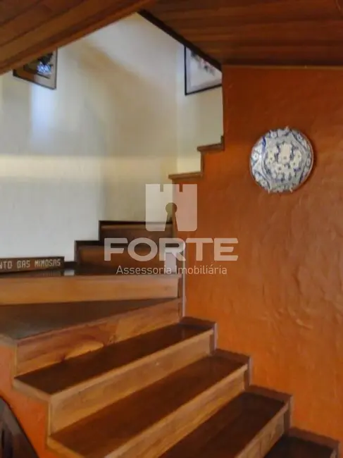 Foto 6 de Casa com 4 quartos à venda, 500m2 em Campos Do Jordao - SP