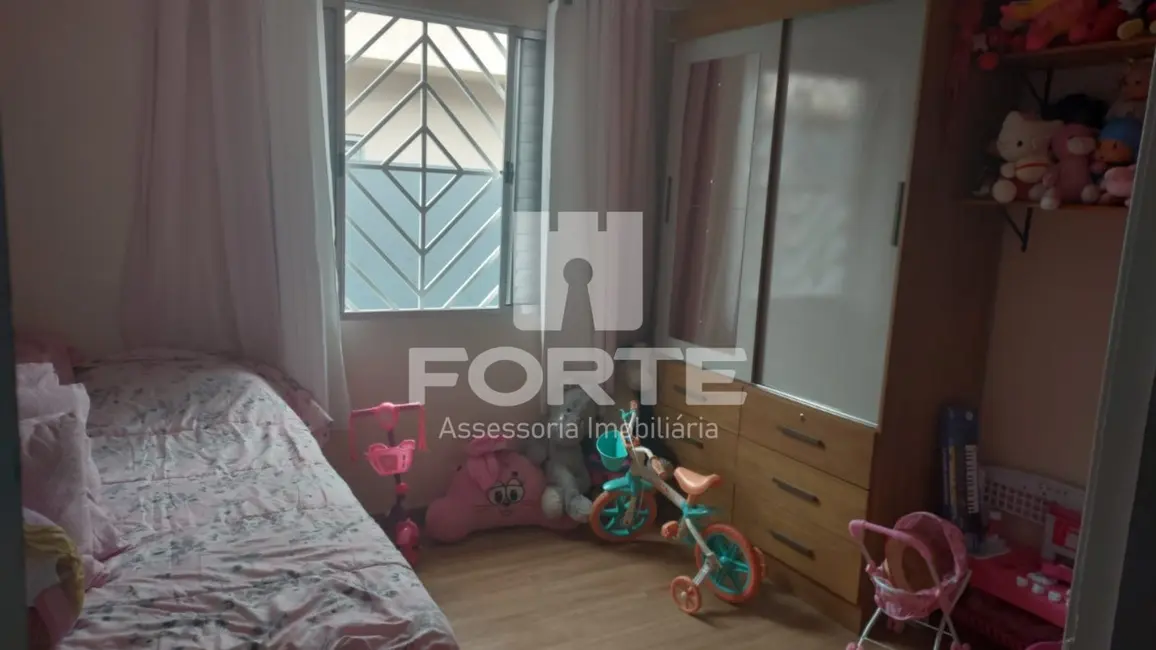 Foto 8 de Casa com 2 quartos à venda, 122m2 em Vila Lavínia, Mogi Das Cruzes - SP