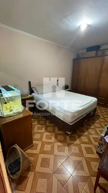 Casa com 3 quartos à venda, 500m2 em Vila Maluf, Suzano - SP - imagem 3 Foto 3 de Casa com 3 quartos à venda, 500m2 em Vila Maluf, Suzano - SP