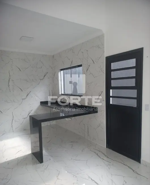 Foto 6 de Casa com 2 quartos à venda, 78m2 em Jardim Layr, Mogi Das Cruzes - SP