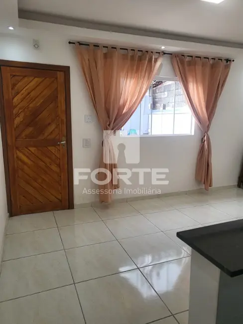 Foto 2 de Casa com 2 quartos à venda, 69m2 em Jardim Cambuci, Mogi Das Cruzes - SP