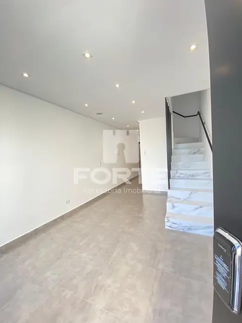 Foto 3 de Casa com 2 quartos à venda, 89m2 em Jardim Santos Dumont III, Mogi Das Cruzes - SP