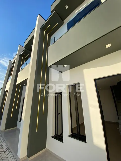 Foto 2 de Casa com 2 quartos à venda, 89m2 em Jardim Santos Dumont III, Mogi Das Cruzes - SP