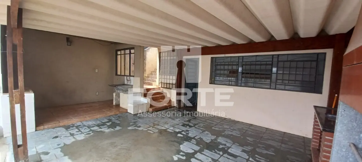 Casa com 3 quartos à venda, 420m2 em Vila Caputera, Mogi Das Cruzes - SP - imagem 8 Foto 8 de Casa com 3 quartos à venda, 420m2 em Vila Caputera, Mogi Das Cruzes - SP