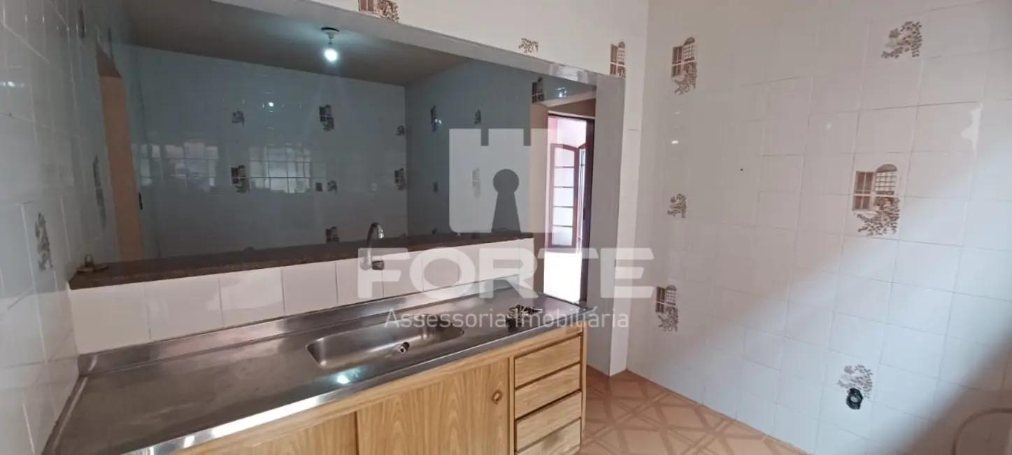 Casa com 3 quartos à venda, 420m2 em Vila Caputera, Mogi Das Cruzes - SP - imagem 7 Foto 7 de Casa com 3 quartos à venda, 420m2 em Vila Caputera, Mogi Das Cruzes - SP