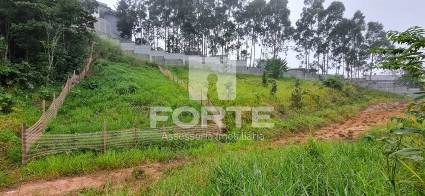Foto 2 de Terreno / Lote à venda, 360m2 em Jardim Piatã B, Mogi Das Cruzes - SP