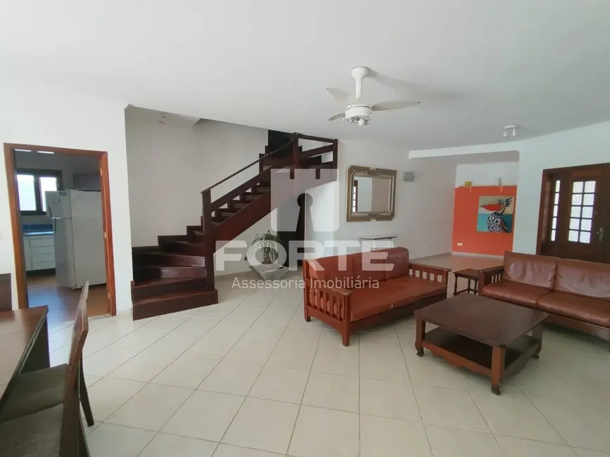 Casa com 5 quartos à venda, 400m2 em Jardim Virgínia, Guaruja - SP - imagem 7 Foto 7 de Casa com 5 quartos à venda, 400m2 em Jardim Virgínia, Guaruja - SP