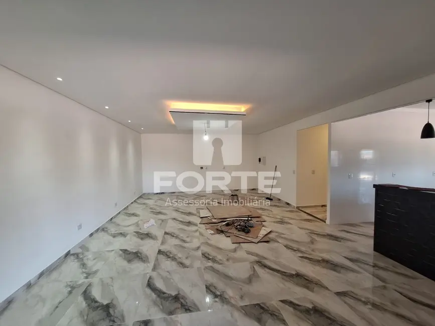 Chácara com 3 quartos à venda, 200m2 em Biritiba Ussu, Mogi Das Cruzes - SP - imagem 7 Foto 7 de Chácara com 3 quartos à venda, 200m2 em Biritiba Ussu, Mogi Das Cruzes - SP