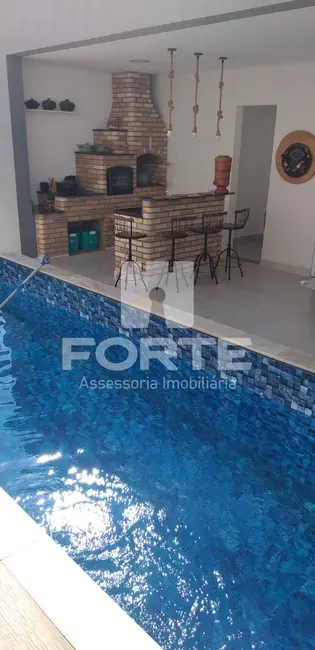 Foto 3 de Casa de Condomínio com 3 quartos à venda, 220m2 em Mogi Das Cruzes - SP