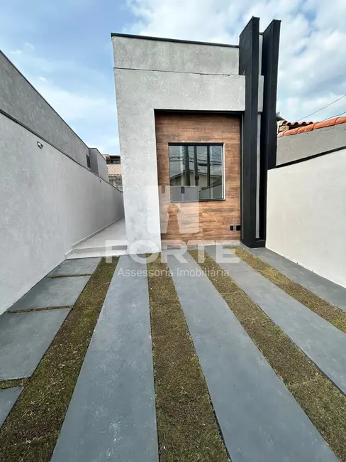 Foto 2 de Casa com 2 quartos à venda, 65m2 em Mogi Das Cruzes - SP