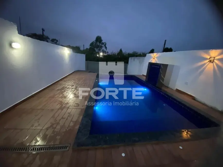 Foto 2 de Casa com 1 quarto à venda, 35m2 em Conjunto Residencial Santo Ângelo, Mogi Das Cruzes - SP