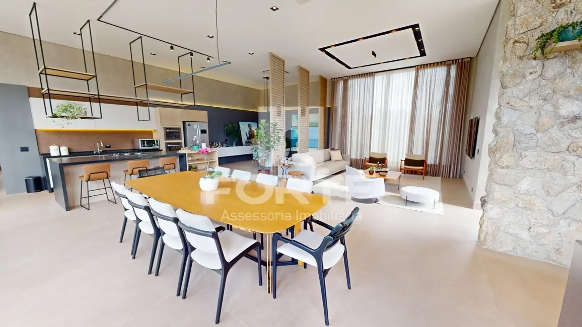 Casa com 4 quartos à venda, 1778m2 em Da Cerejeira, Jacarei - SP - imagem 5 Foto 5 de Casa com 4 quartos à venda, 1778m2 em Da Cerejeira, Jacarei - SP