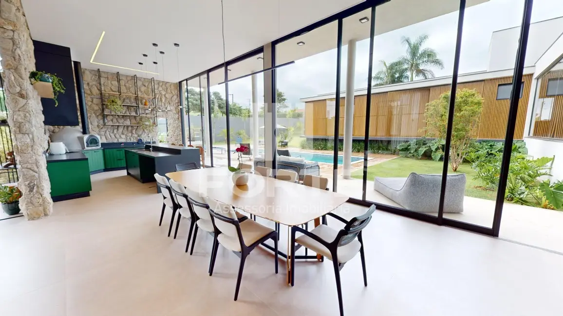 Casa com 4 quartos à venda, 1778m2 em Da Cerejeira, Jacarei - SP - imagem 9 Foto 9 de Casa com 4 quartos à venda, 1778m2 em Da Cerejeira, Jacarei - SP