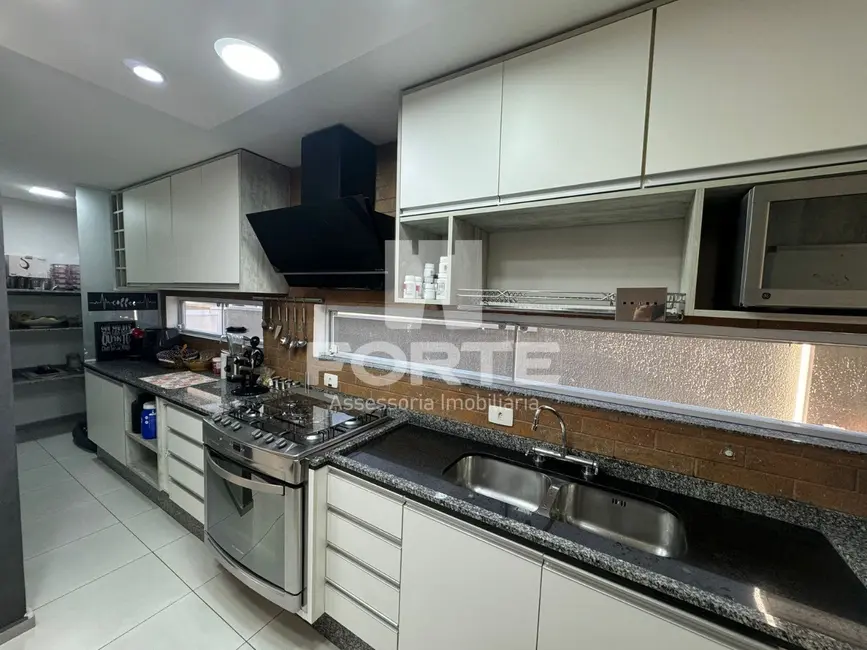 Foto 9 de Casa de Condomínio com 3 quartos à venda, 230m2 em Fazenda Rodeio, Mogi Das Cruzes - SP