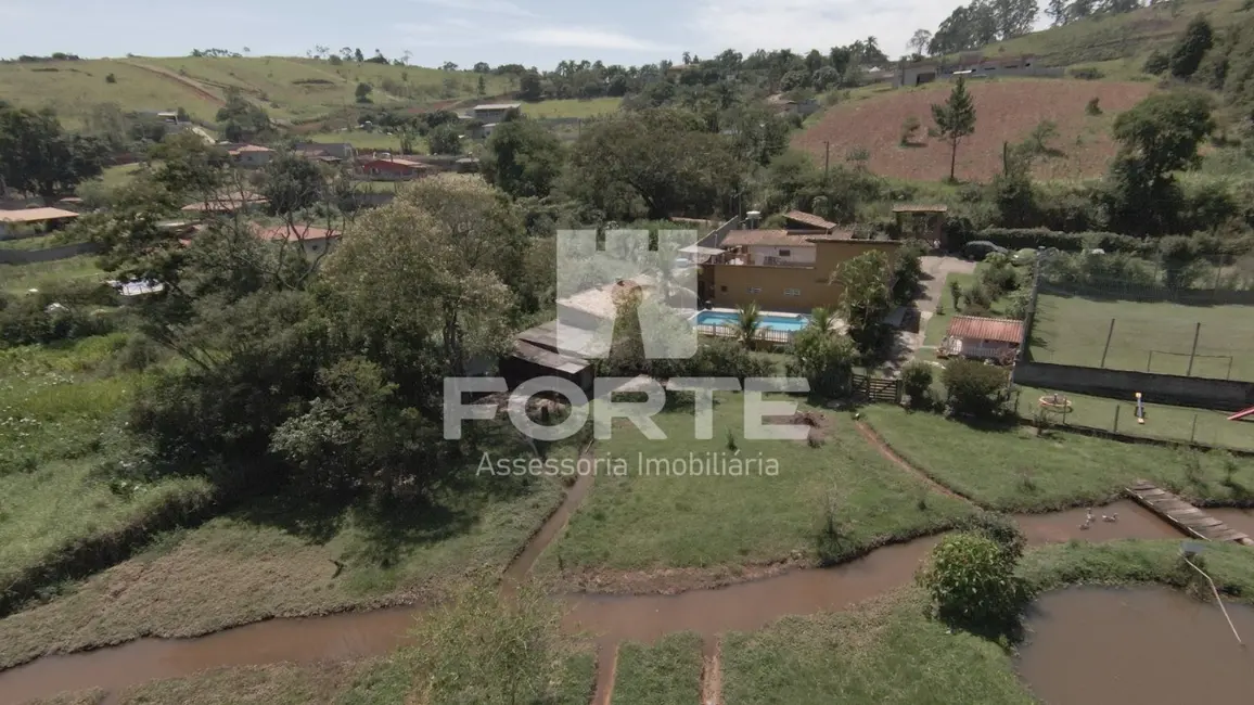 Foto 5 de Sítio / Rancho com 4 quartos à venda, 600m2 em Guararema - SP