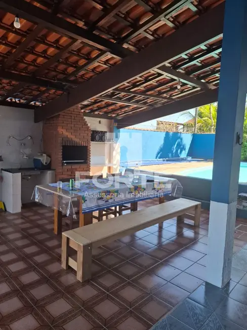 Foto 1 de Casa com 2 quartos à venda, 100m2 em Itanhaem - SP