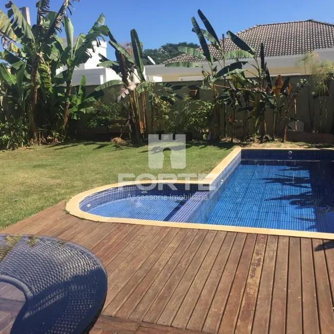 Foto 2 de Casa de Condomínio com 3 quartos à venda, 240m2 em Aruã, Mogi Das Cruzes - SP