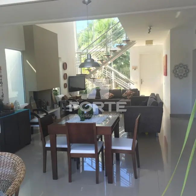 Foto 6 de Casa de Condomínio com 3 quartos à venda, 240m2 em Aruã, Mogi Das Cruzes - SP