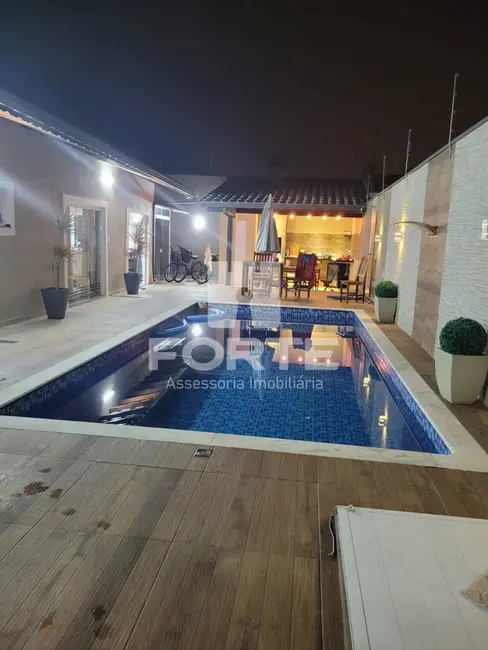 Foto 6 de Casa com 2 quartos à venda, 250m2 em Itanhaem - SP