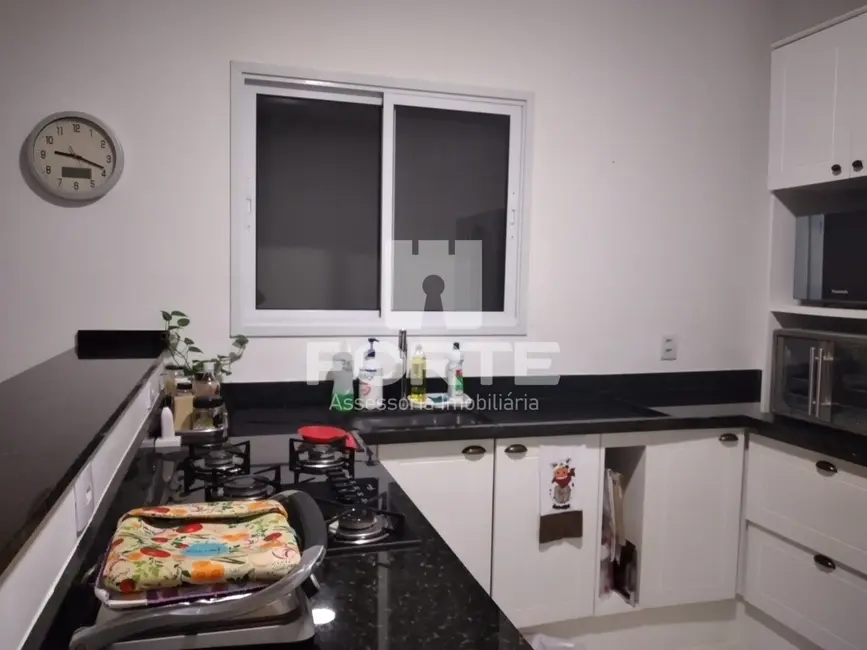 Foto 4 de Casa com 3 quartos à venda, 177m2 em Vila Suissa, Mogi Das Cruzes - SP