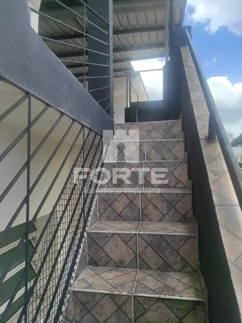 Foto 3 de Casa com 5 quartos à venda, 190m2 em Jardim Veneza, Mogi Das Cruzes - SP