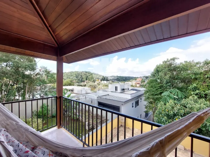 Foto 1 de Casa de Condomínio com 3 quartos à venda, 325m2 em Parque Residencial Itapeti, Mogi Das Cruzes - SP