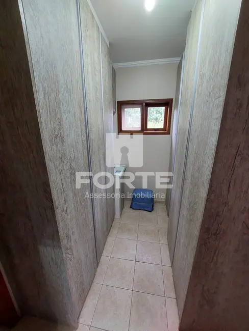 Foto 5 de Casa de Condomínio com 3 quartos à venda, 325m2 em Parque Residencial Itapeti, Mogi Das Cruzes - SP