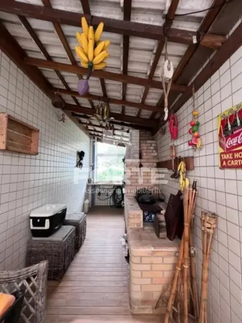 Foto 5 de Casa de Condomínio com 3 quartos à venda, 120m2 em Bertioga - SP