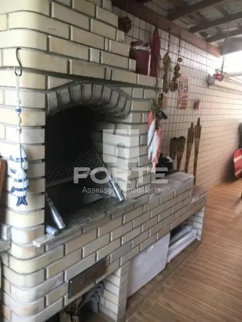 Foto 4 de Casa de Condomínio com 3 quartos à venda, 120m2 em Bertioga - SP