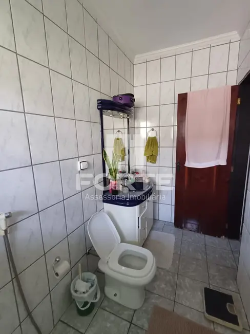 Casa com 3 quartos à venda, 300m2 em Jardim Universo, Mogi Das Cruzes - SP - imagem 8 Foto 8 de Casa com 3 quartos à venda, 300m2 em Jardim Universo, Mogi Das Cruzes - SP