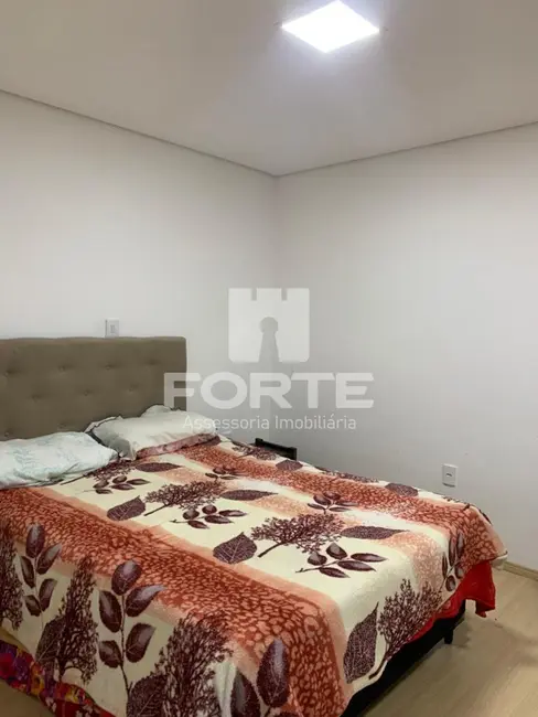 Casa com 3 quartos à venda, 220m2 em Jardim Luella, Suzano - SP - imagem 8 Foto 8 de Casa com 3 quartos à venda, 220m2 em Jardim Luella, Suzano - SP