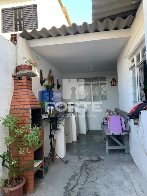 Foto 1 de Casa com 3 quartos à venda, 220m2 em Jardim Luella, Suzano - SP