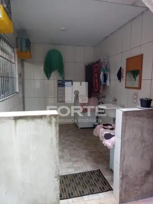 Foto 2 de Casa com 2 quartos à venda, 130m2 em Conjunto Habitacional Santa Etelvina II, São Paulo - SP