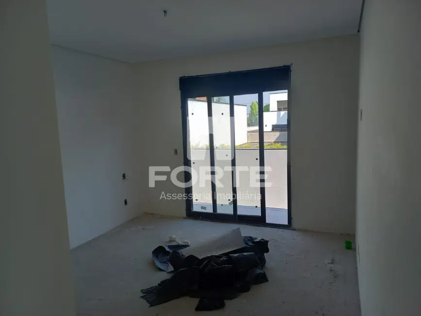 Foto 8 de Casa com 3 quartos à venda, 300m2 em Cézar de Souza, Mogi Das Cruzes - SP