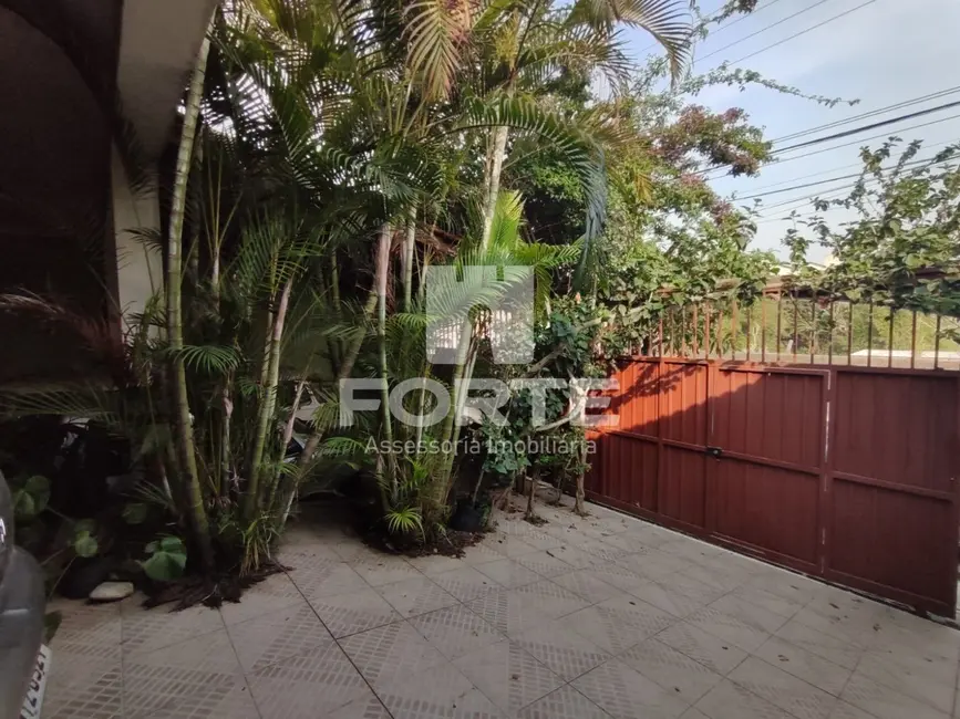 Foto 3 de Casa com 6 quartos à venda, 500m2 em Mogi Moderno, Mogi Das Cruzes - SP