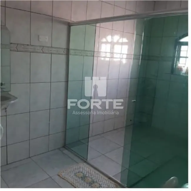 Casa com 4 quartos à venda, 200m2 em Conjunto Residencial Nova Bertioga, Mogi Das Cruzes - SP - imagem 6 Foto 6 de Casa com 4 quartos à venda, 200m2 em Conjunto Residencial Nova Bertioga, Mogi Das Cruzes - SP