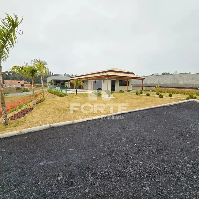 Foto 4 de Chácara com 3 quartos à venda, 300m2 em Cocuera, Mogi Das Cruzes - SP