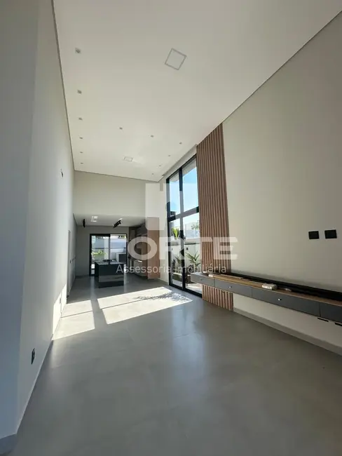 Foto 3 de Casa de Condomínio com 4 quartos à venda, 360m2 em Jardim São Pedro, Mogi Das Cruzes - SP