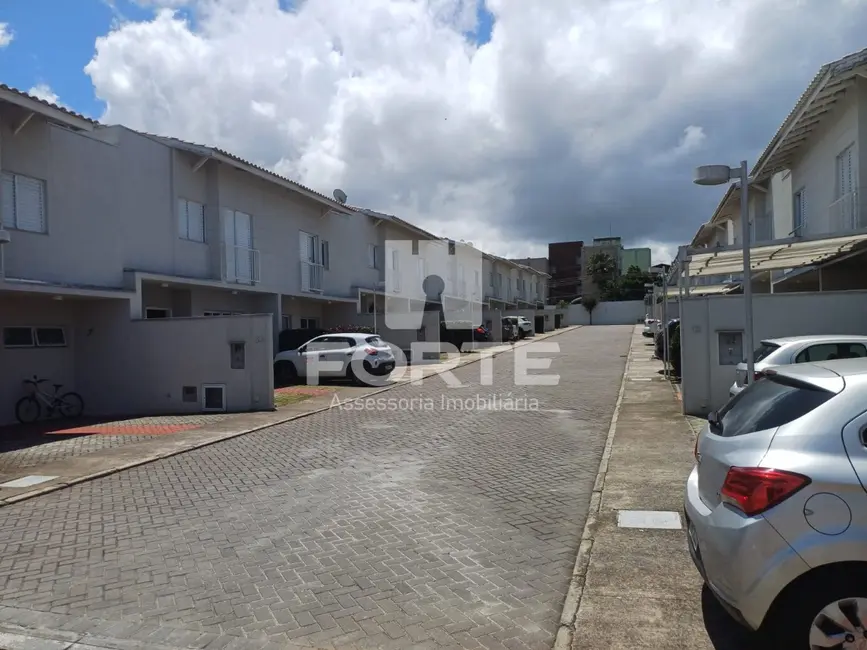 Foto 1 de Casa com 3 quartos à venda, 165m2 em Alto Ipiranga, Mogi Das Cruzes - SP