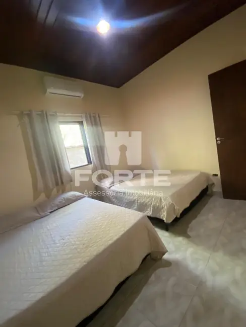 Foto 3 de Casa de Condomínio com 3 quartos à venda, 373m2 em Bertioga - SP