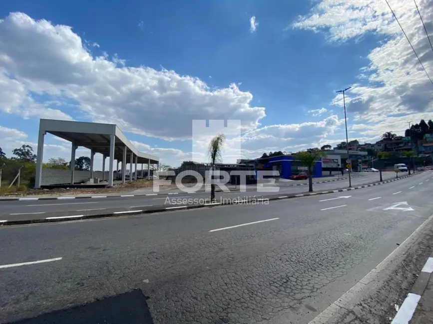 Foto 2 de Armazém / Galpão para alugar, 8000m2 em Vila Mogilar, Mogi Das Cruzes - SP