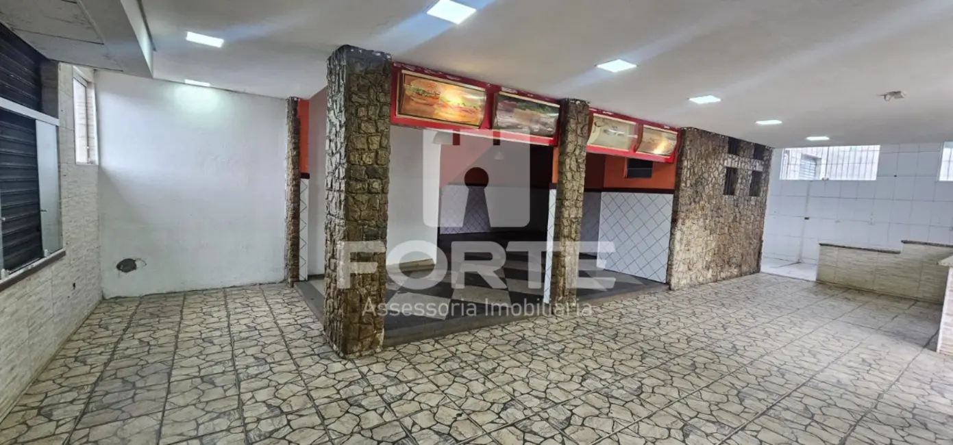 Foto 1 de Sala Comercial para alugar, 183m2 em Jardim Layr, Mogi Das Cruzes - SP