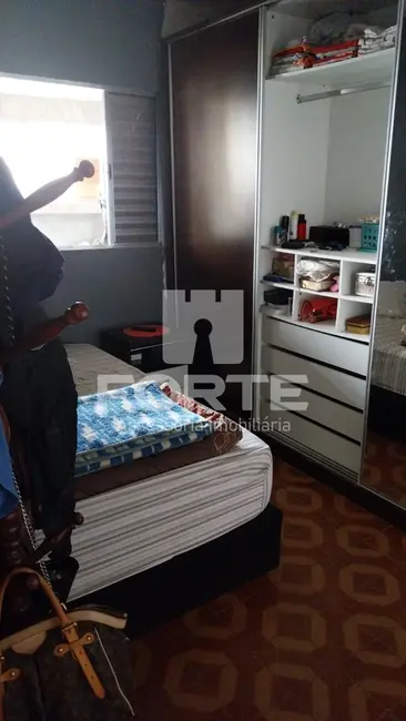 Foto 4 de Casa com 2 quartos à venda, 250m2 em Jardim Planalto, Mogi Das Cruzes - SP