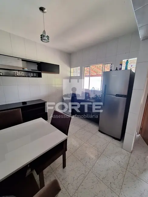 Foto 2 de Casa com 2 quartos à venda, 502m2 em Parque das Varinhas, Mogi Das Cruzes - SP