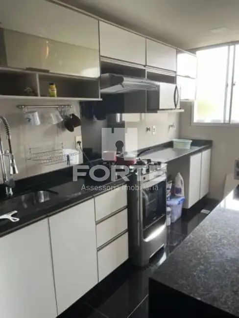 Foto 1 de Apartamento com 2 quartos à venda, 48m2 em Loteamento Mogilar, Mogi Das Cruzes - SP