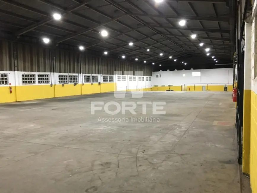 Foto 3 de Armazém / Galpão à venda, 2305m2 em Vila Virgínia, Itaquaquecetuba - SP